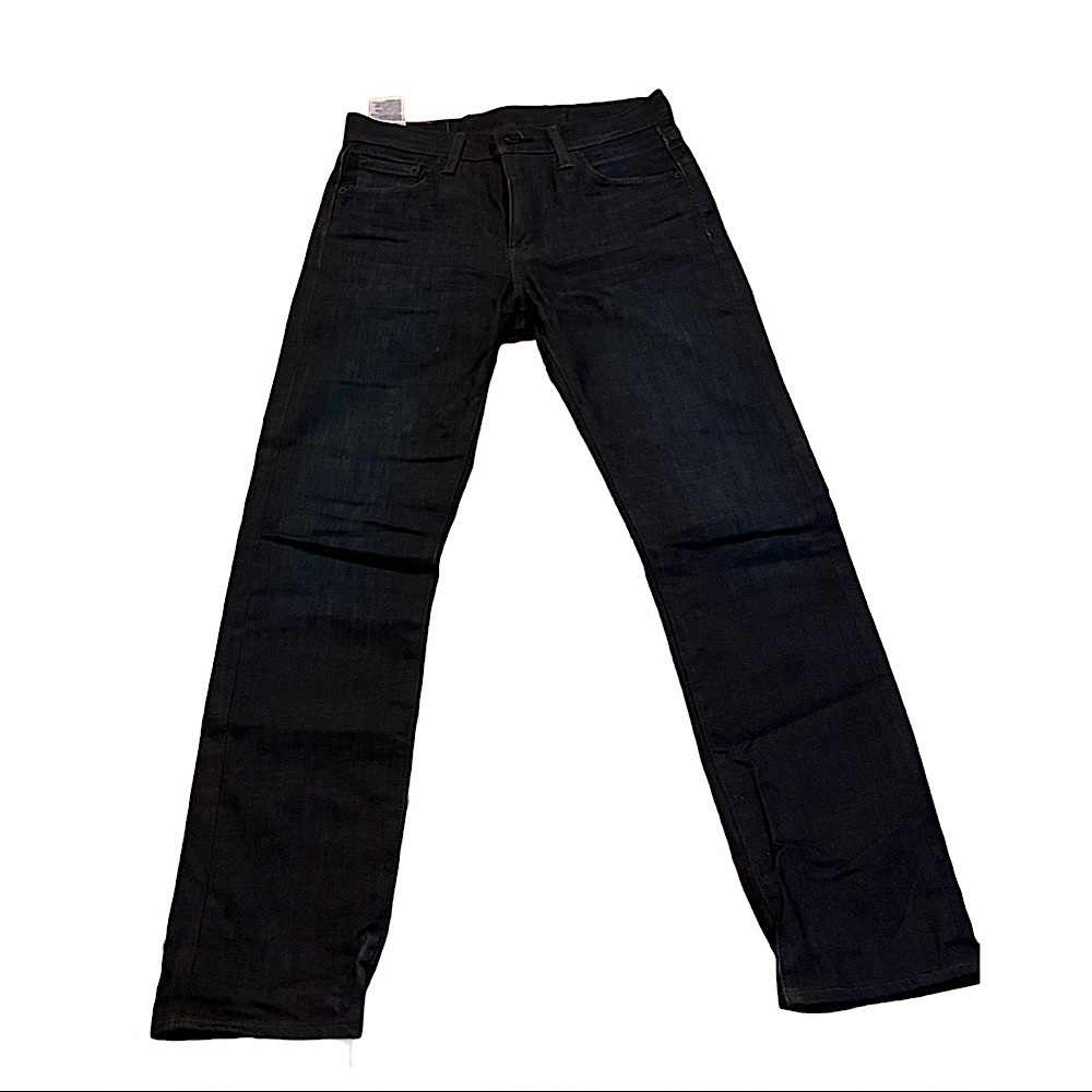 Dark Blue Levi’s Jeans